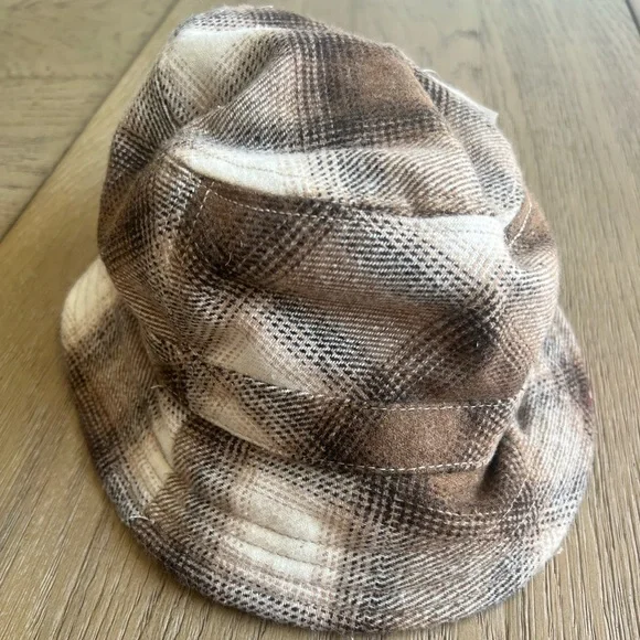 American Eagle plaid & khaki reversible bucket hat for men or women. Tan/Cream - Picture 1 of 8